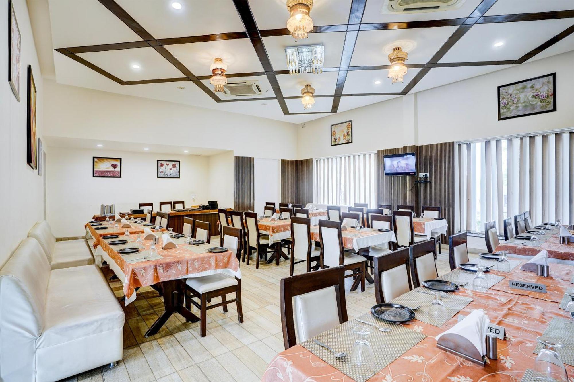 Hotel Amrit Manthan Chittorgarh Buitenkant foto