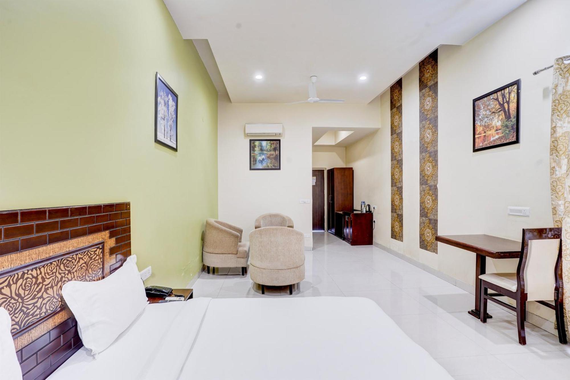 Hotel Amrit Manthan Chittorgarh Buitenkant foto