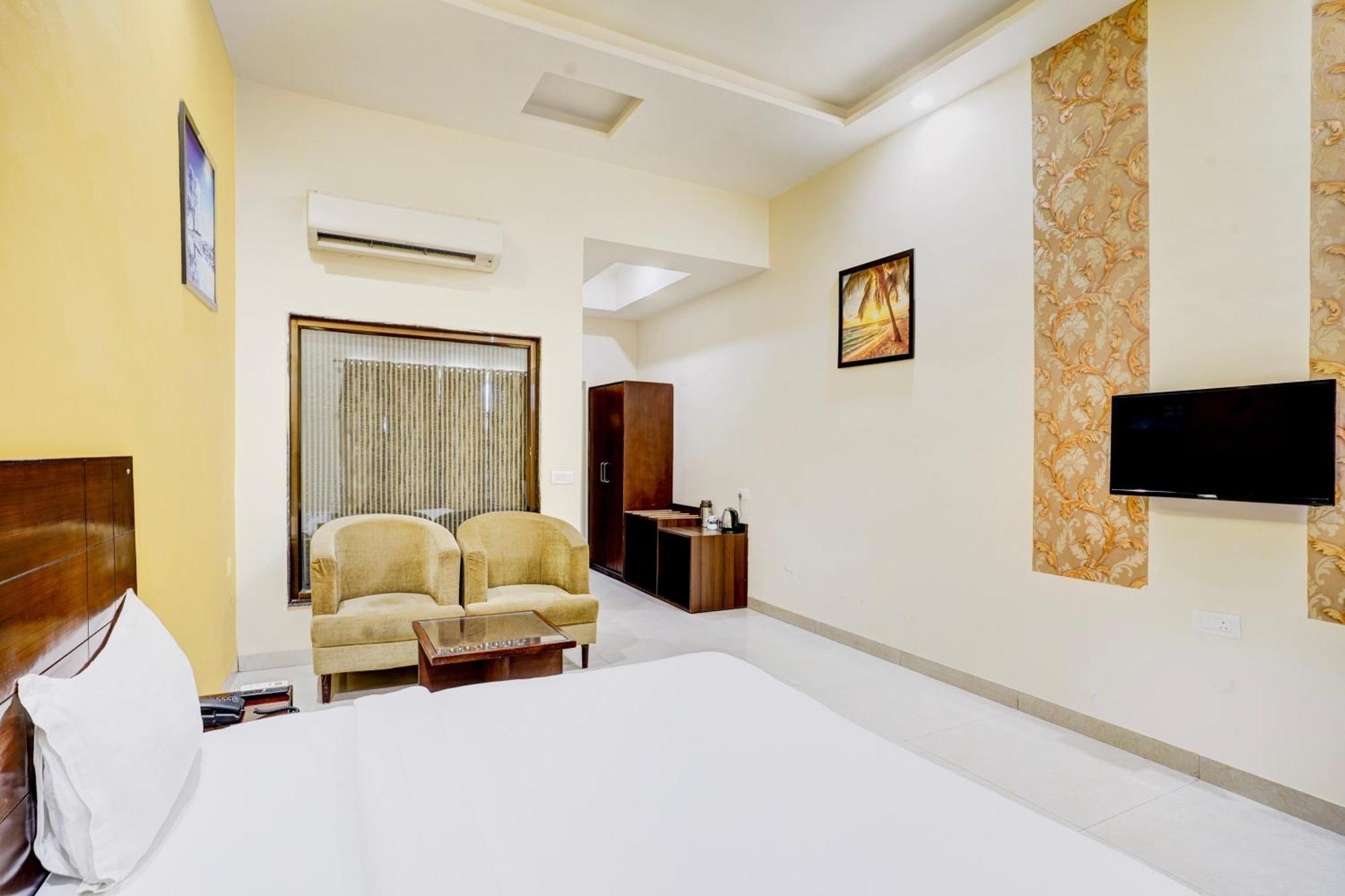 Hotel Amrit Manthan Chittorgarh Buitenkant foto