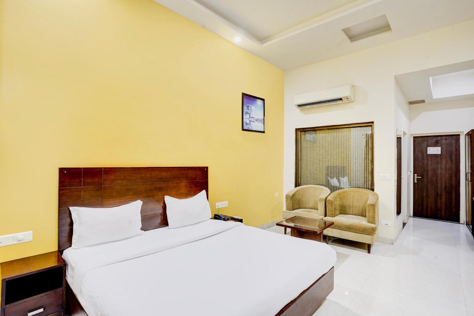 Hotel Amrit Manthan Chittorgarh Buitenkant foto