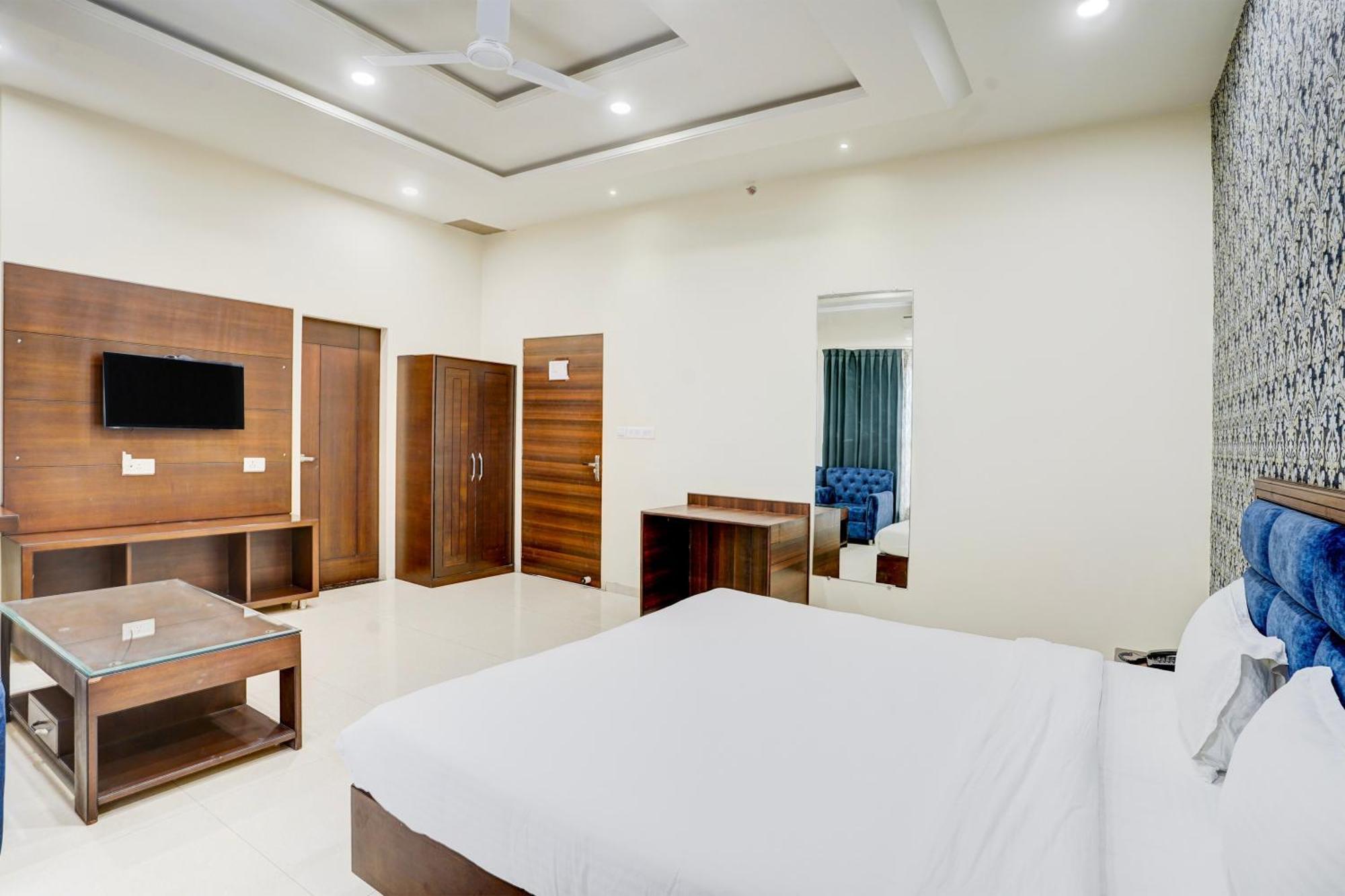 Hotel Amrit Manthan Chittorgarh Buitenkant foto